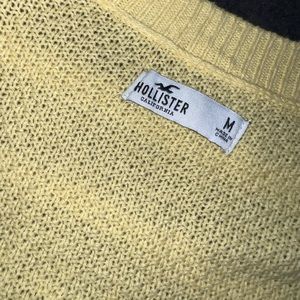 Hollister sweater